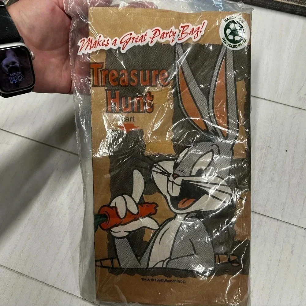 NWT Vintage Looney‎ Tunes Bugs Bunny Lunch Bags 1998 Brown Paper Treasure Hunt